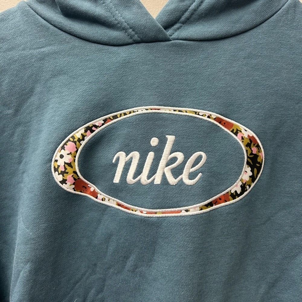 Nike Women's Floral Print Cropped Hoodie XS Ash Green - Picture 2 of 5